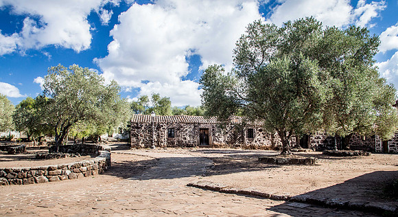 Sardo 0915-227.jpg